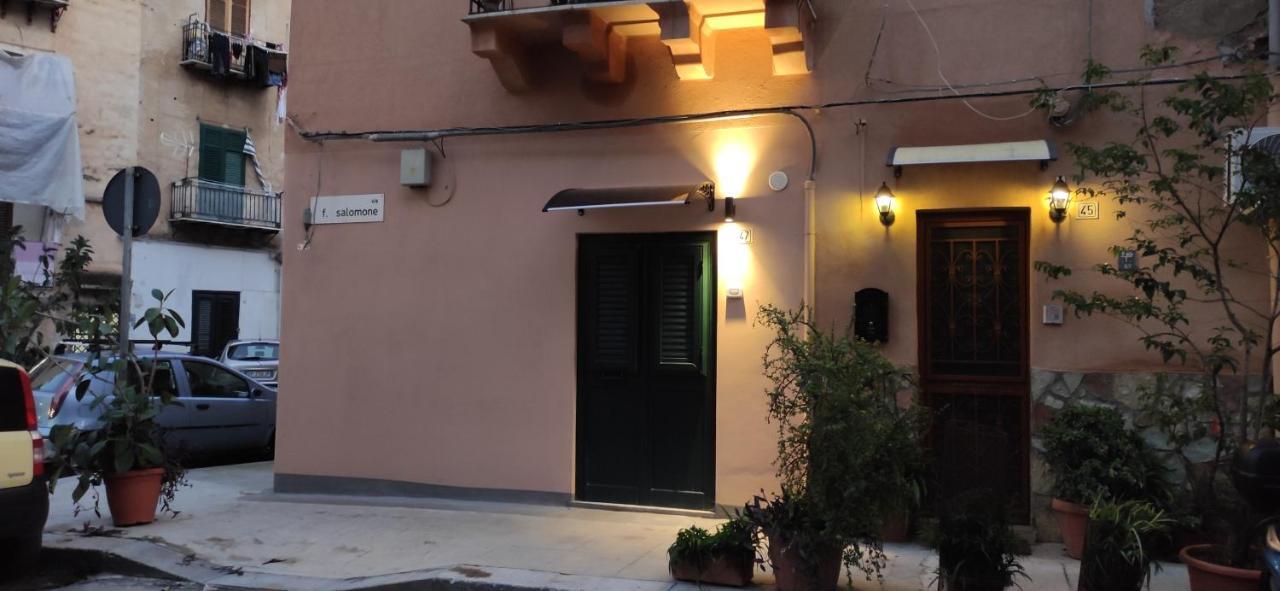 Casa Vacanze Campanella - Apartment At The Zisa Palermo Luaran gambar