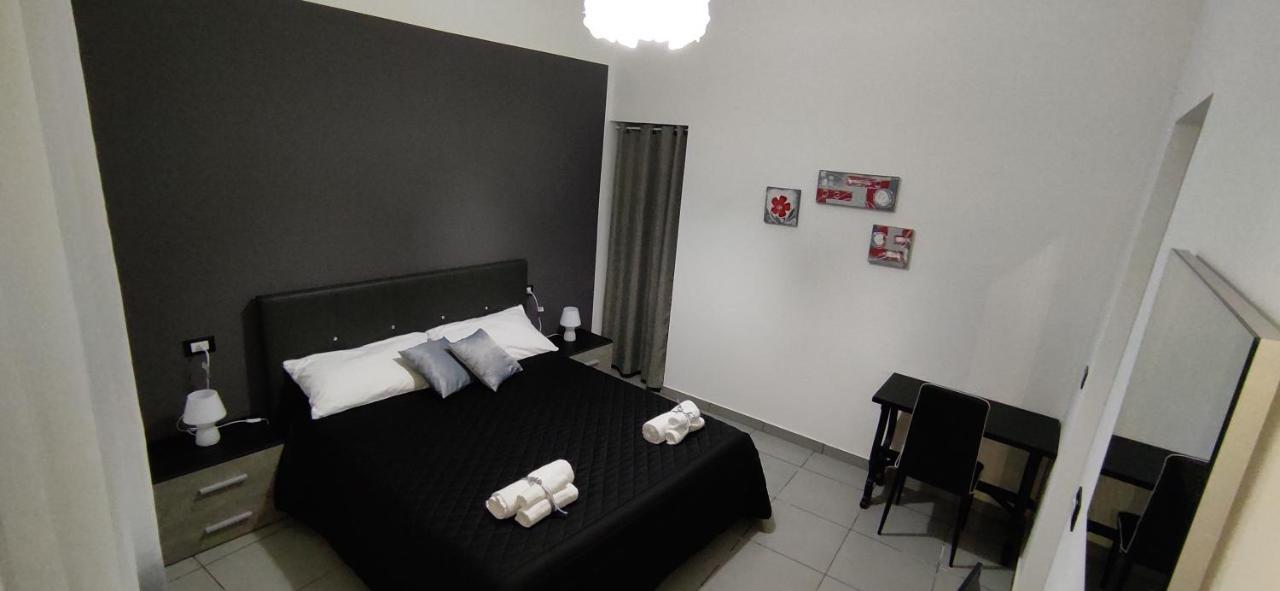 Casa Vacanze Campanella - Apartment At The Zisa Palermo Luaran gambar