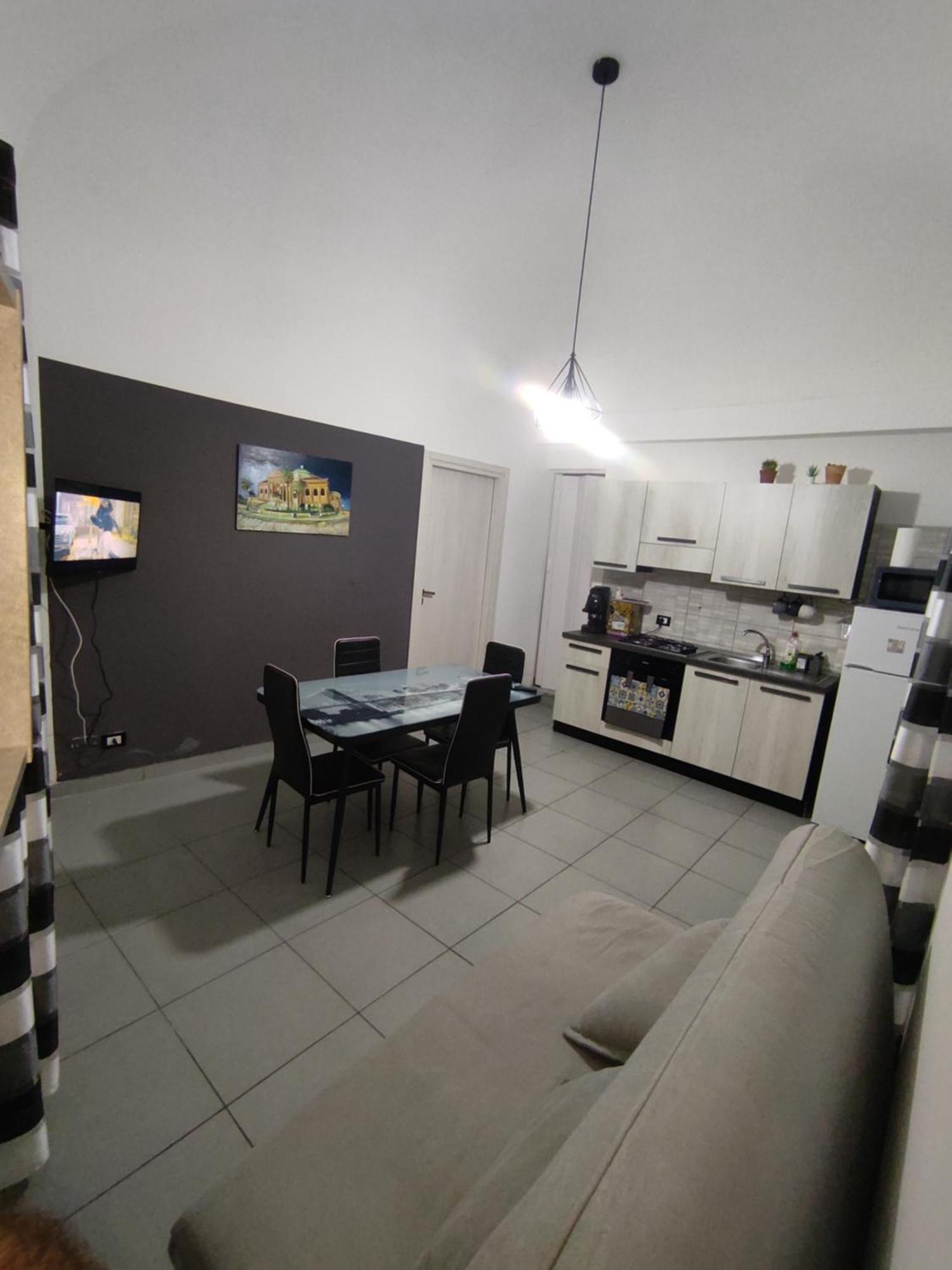 Casa Vacanze Campanella - Apartment At The Zisa Palermo Luaran gambar